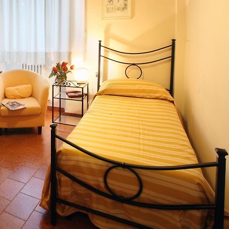 Hotel Prime Пистойя Экстерьер фото
