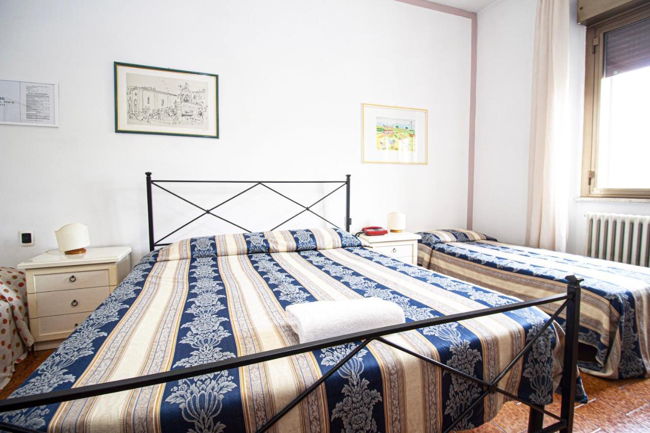 Hotel Prime Пистойя Экстерьер фото